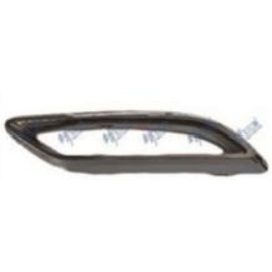 Picture of Rear bumper muffler decorative piece assembly (right)