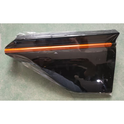 صورة The orange L decorative piece under the rear bumper of the Changan UNI-V Sport Edition