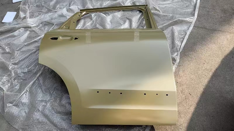 Rear door left