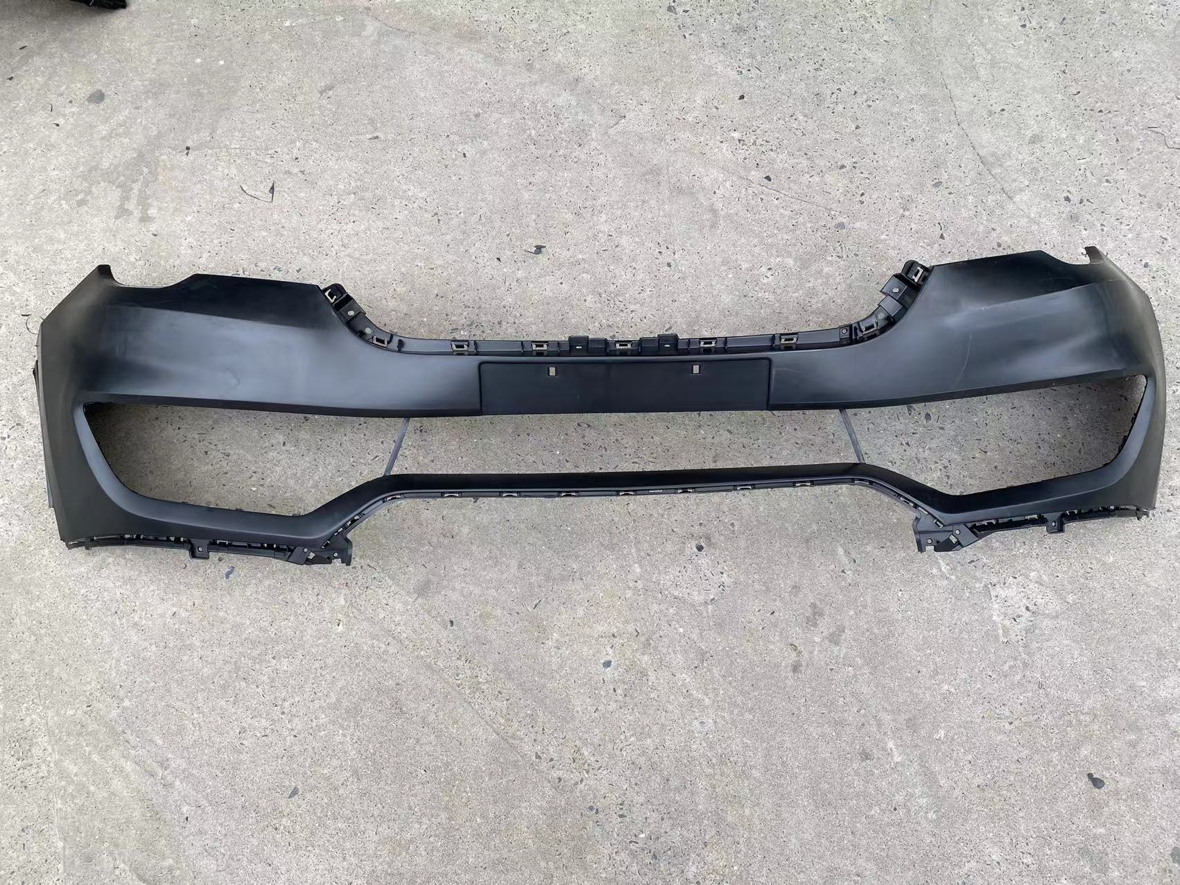 Front bumper upper body